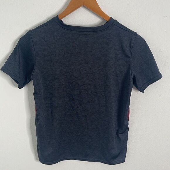 🌟3/20 real essentials short sleeve athletic shirt.  Size Boys Large. - Picture 2 of 3